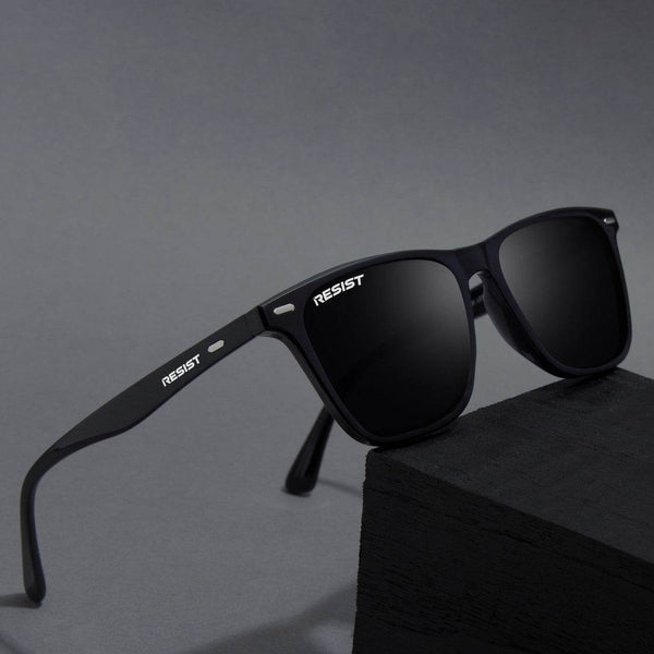 Classic Wayfarer Sunglasses UV Protection | Lightweight Polycarbonate (52 mm) - SunglassesMart