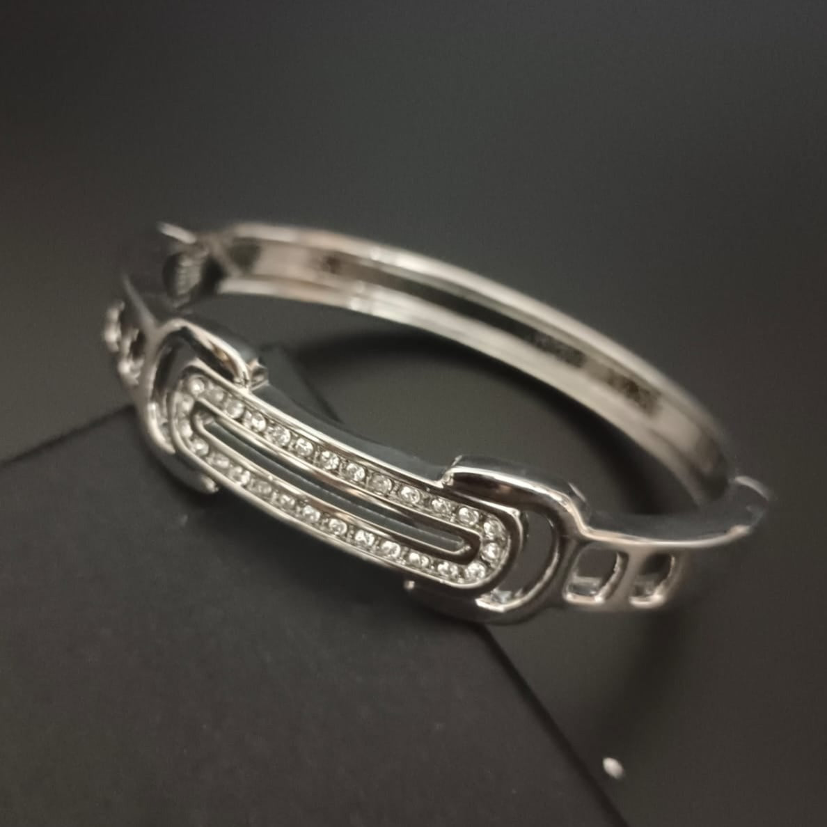 New Silver diamond Finish Bracelet For Men