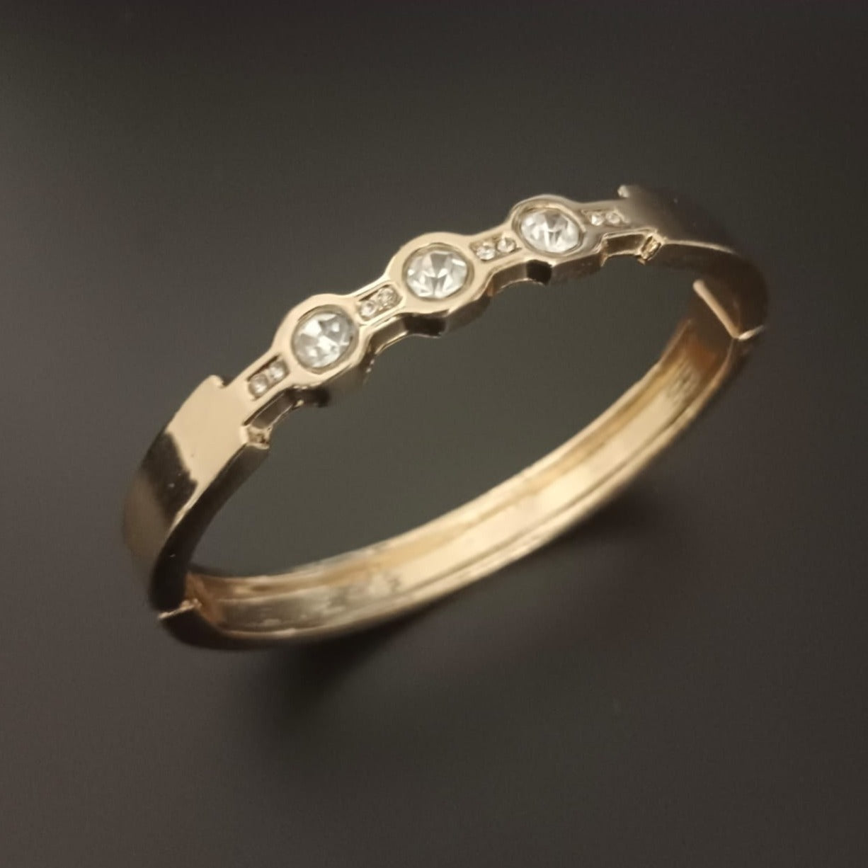 New Diamond design Gold Plated Bracelet For Women
