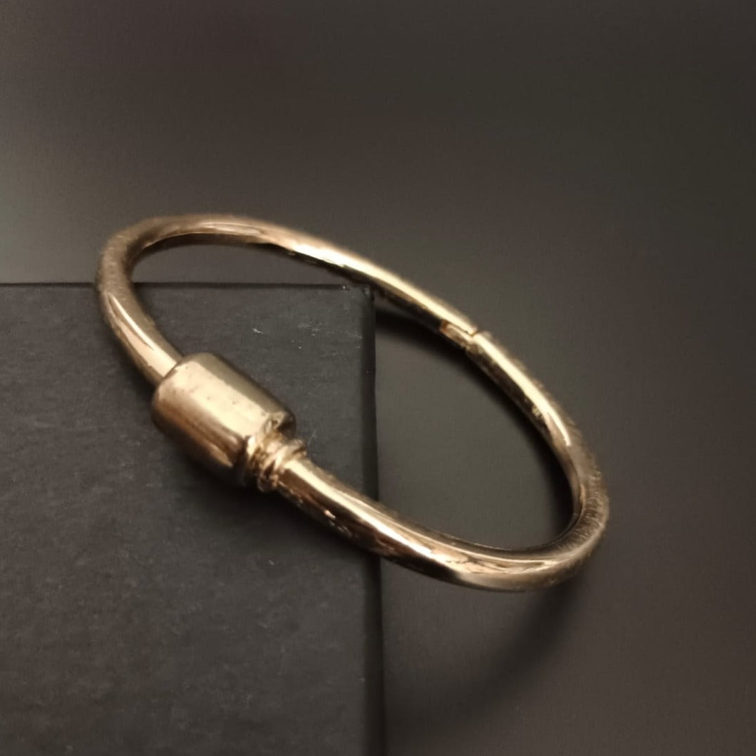 New Golden Design Kada Bracelet For Women