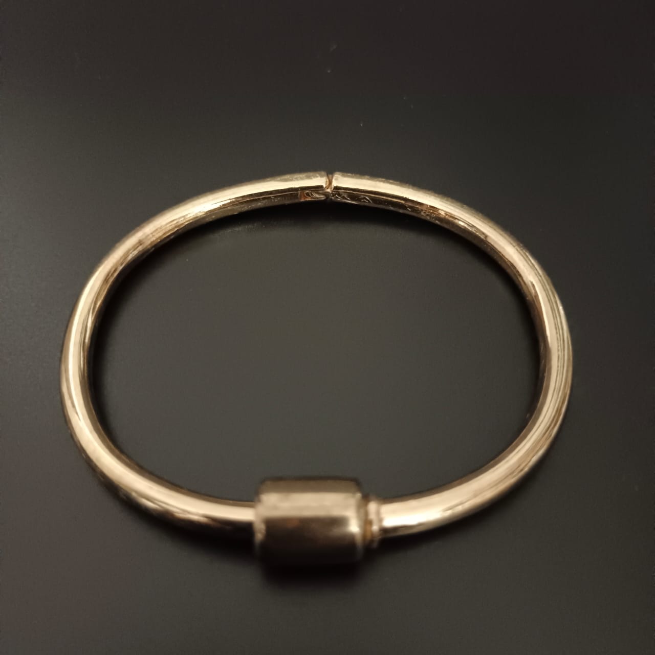 New Golden Design Kada Bracelet For Women