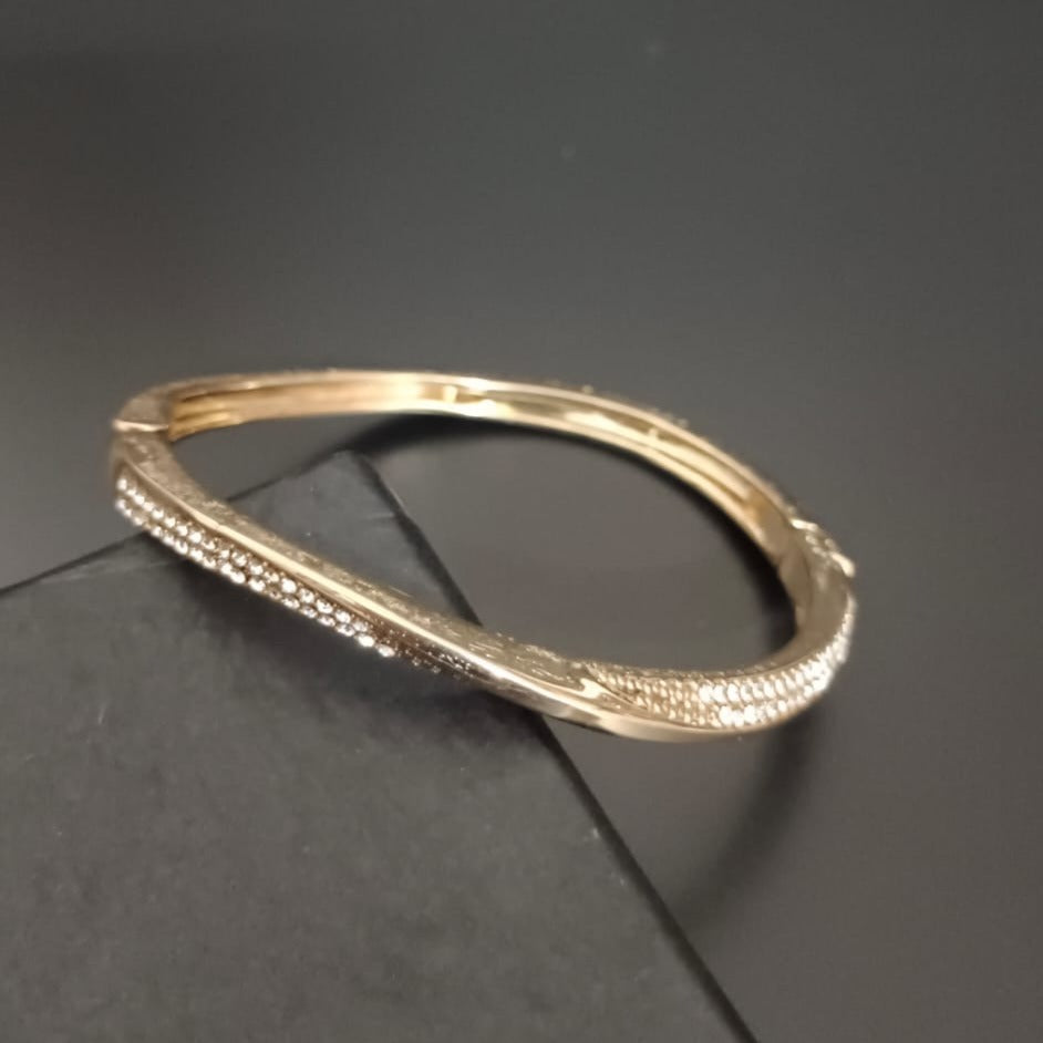 New Golden Diamond Kada Bracelet For Women and Girl