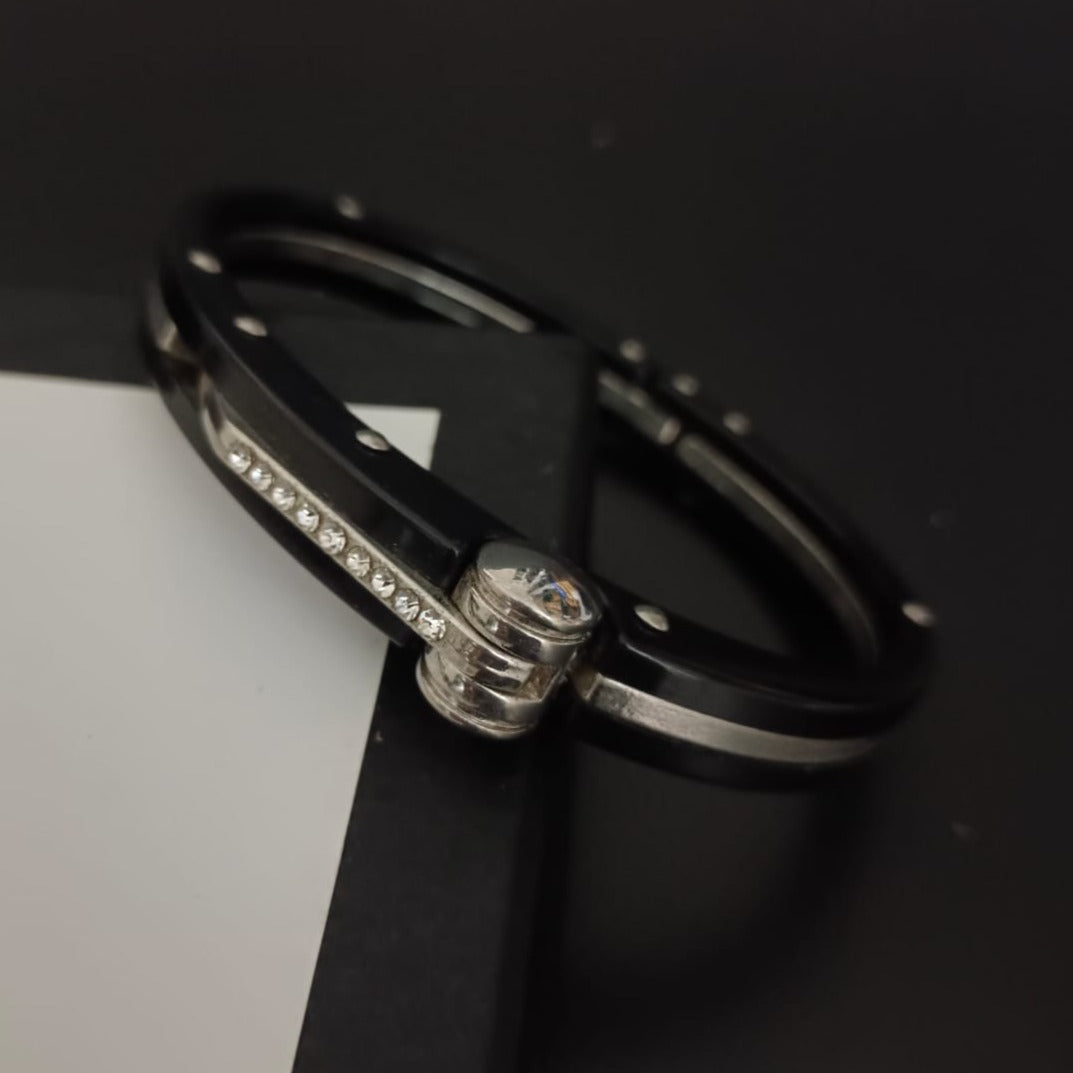 New Black Handcuff Bracelet For Men