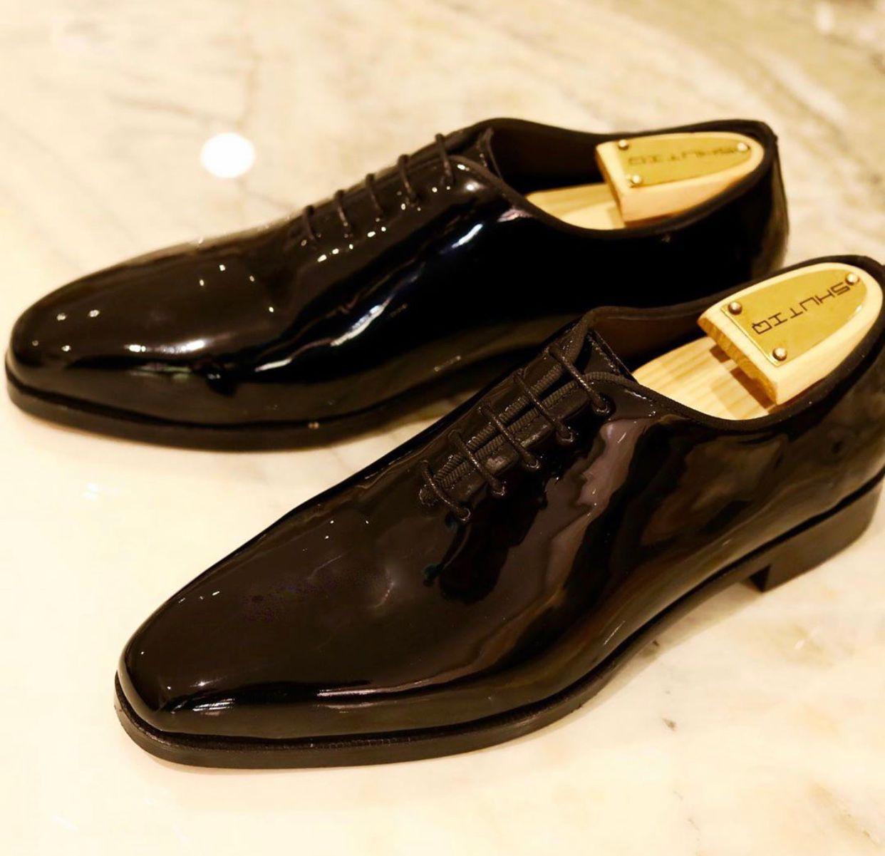 Classy Shiny Black Formal Shoes