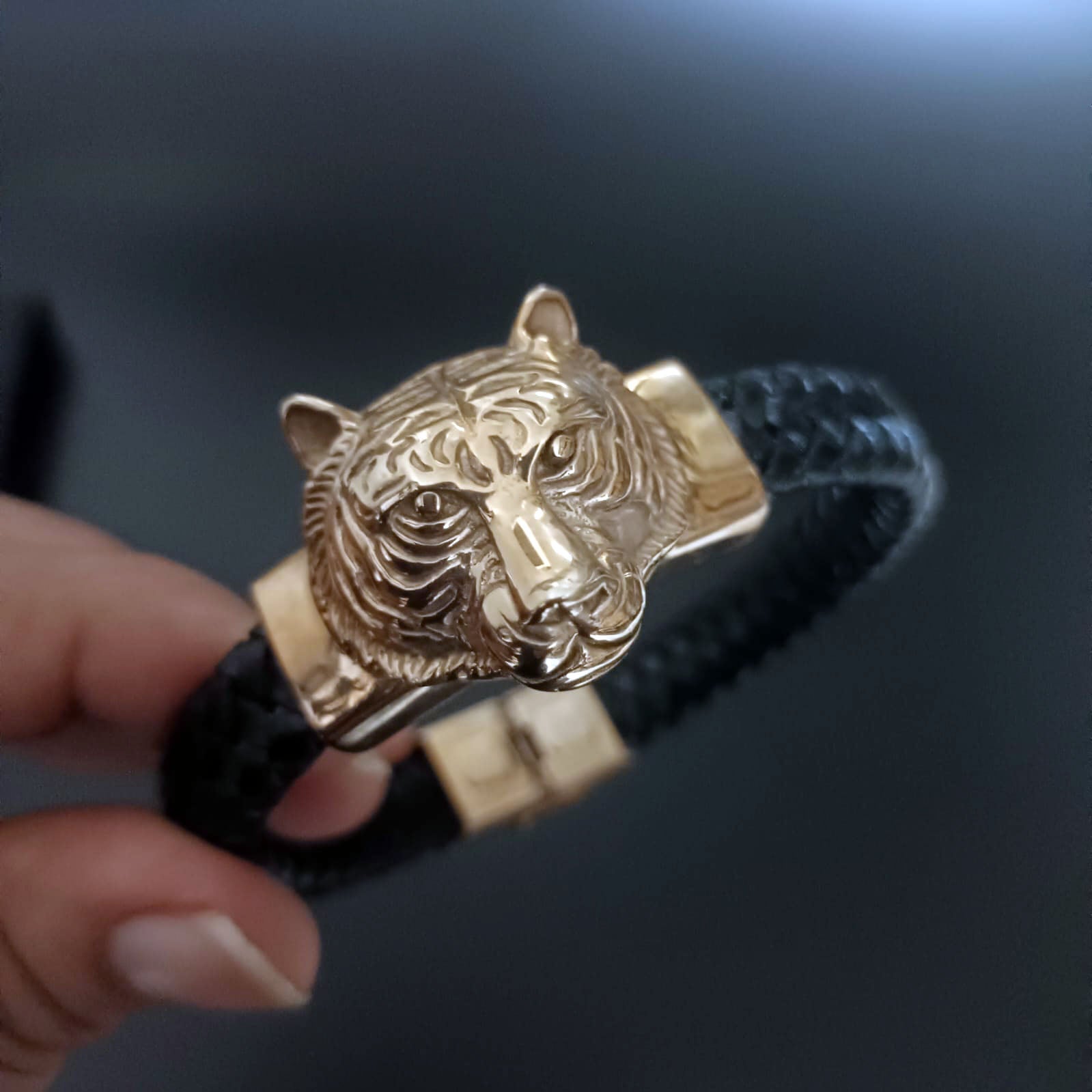 Silver Tigerhead linked black bracelet – Abaran Timeless Jewellery Pvt.Ltd