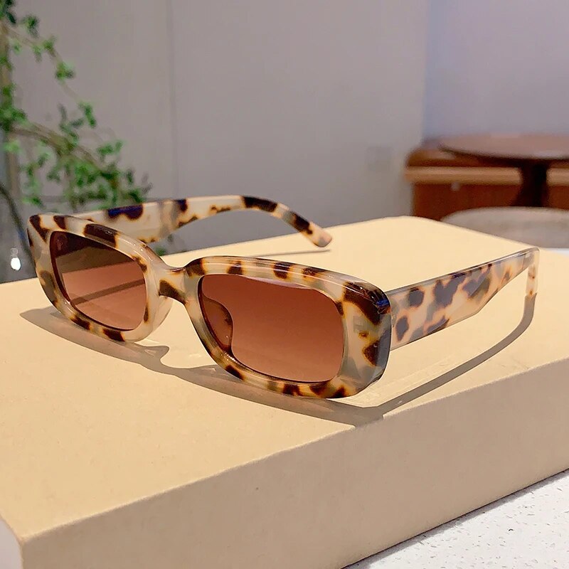 Retro Vibes Gradient Sunglasses
