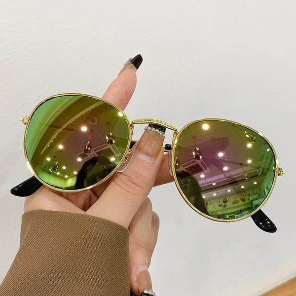 Stylish Vintage Vibe Sunglasses - SunglassesMart