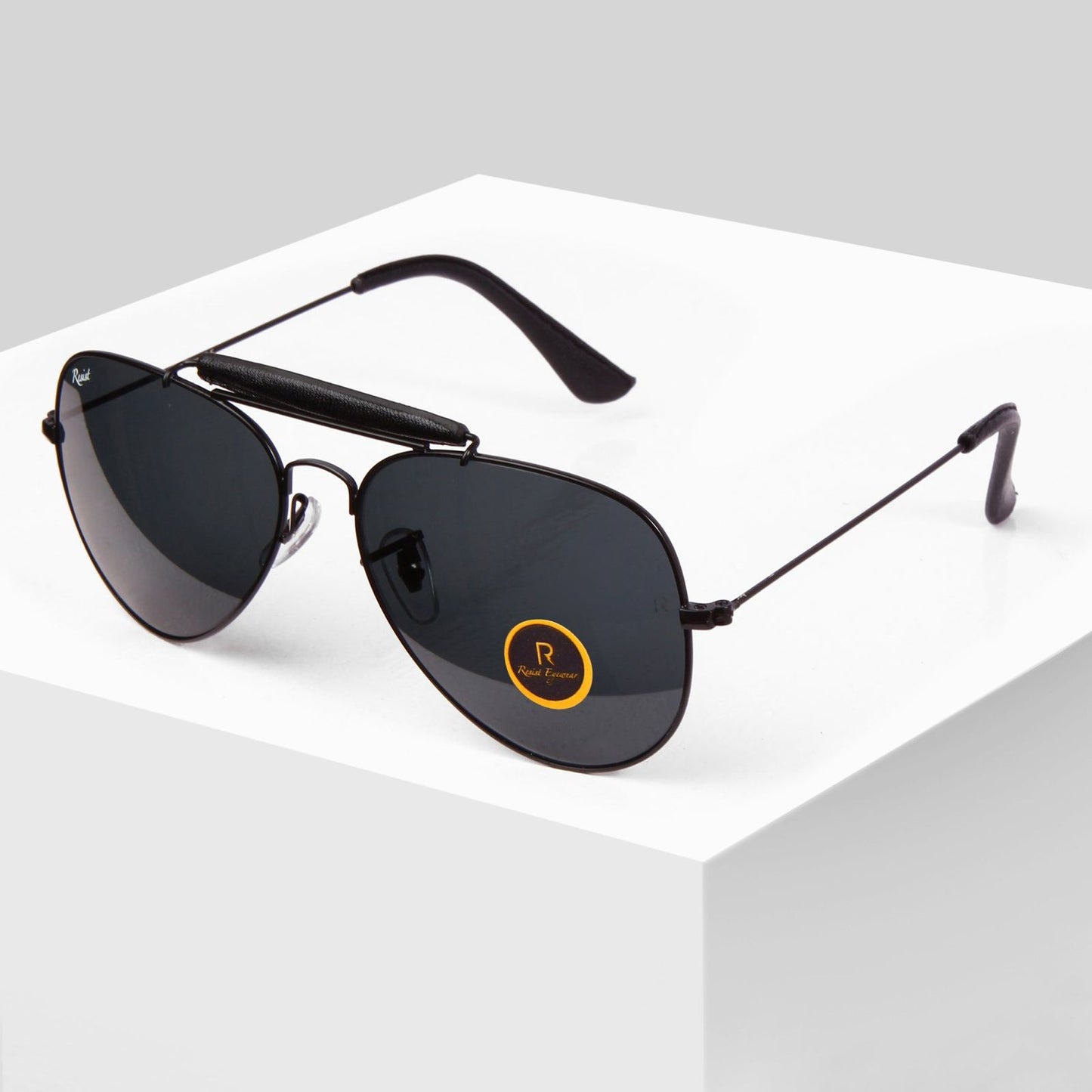 Buy Stylish Classic Pilot Sunglasses For Men-SunglassesMart