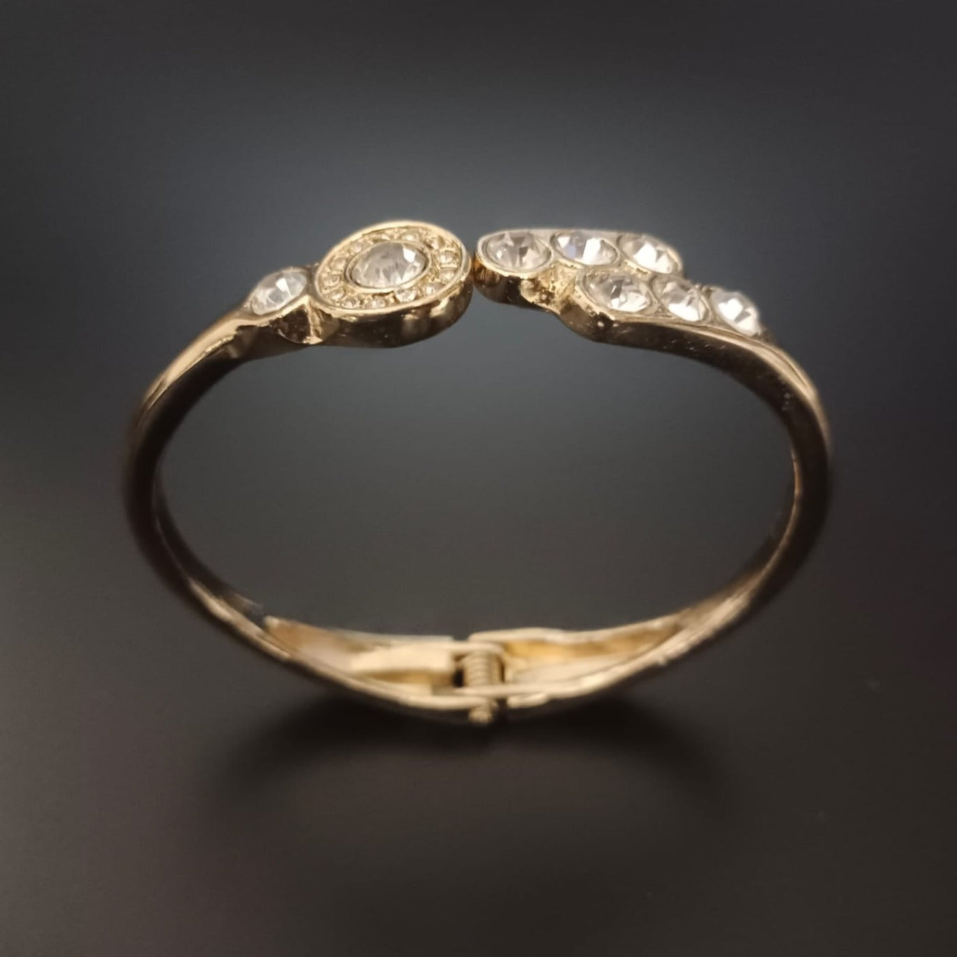 New Diamond design Gold Bracelet For Women