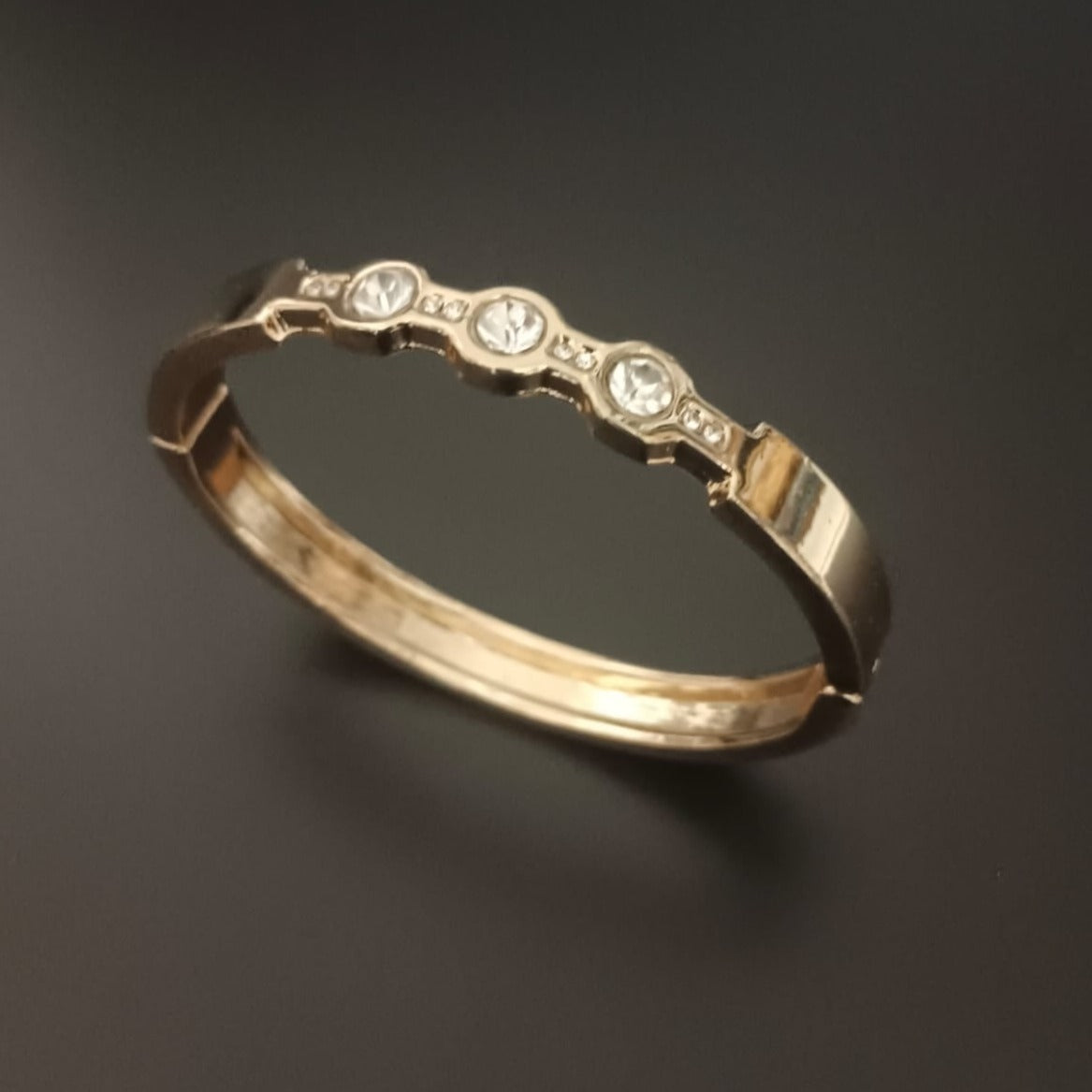 New Diamond design Gold Plated Bracelet For Women