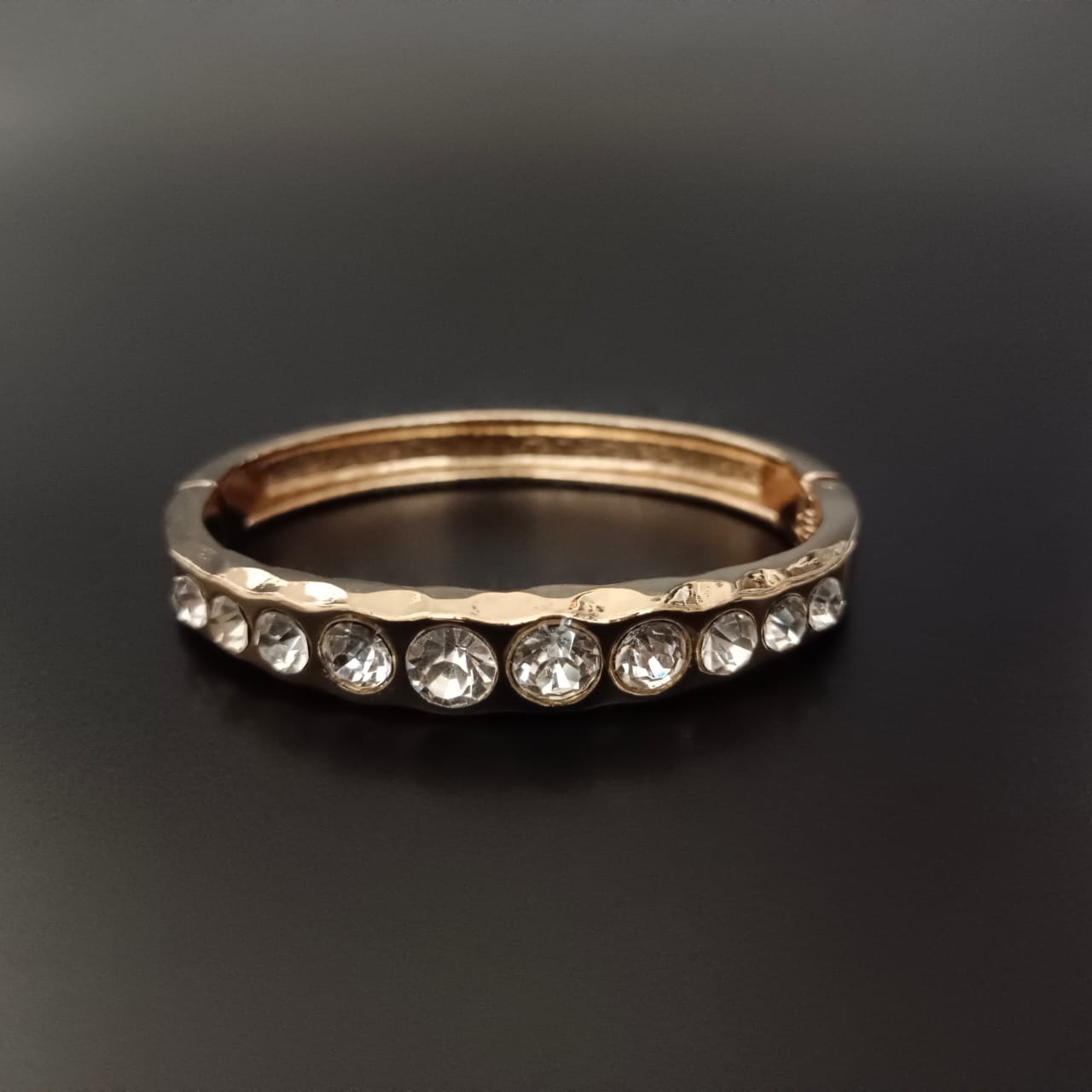 New Round Diamond Design Golden Bracelet For Women and Girl