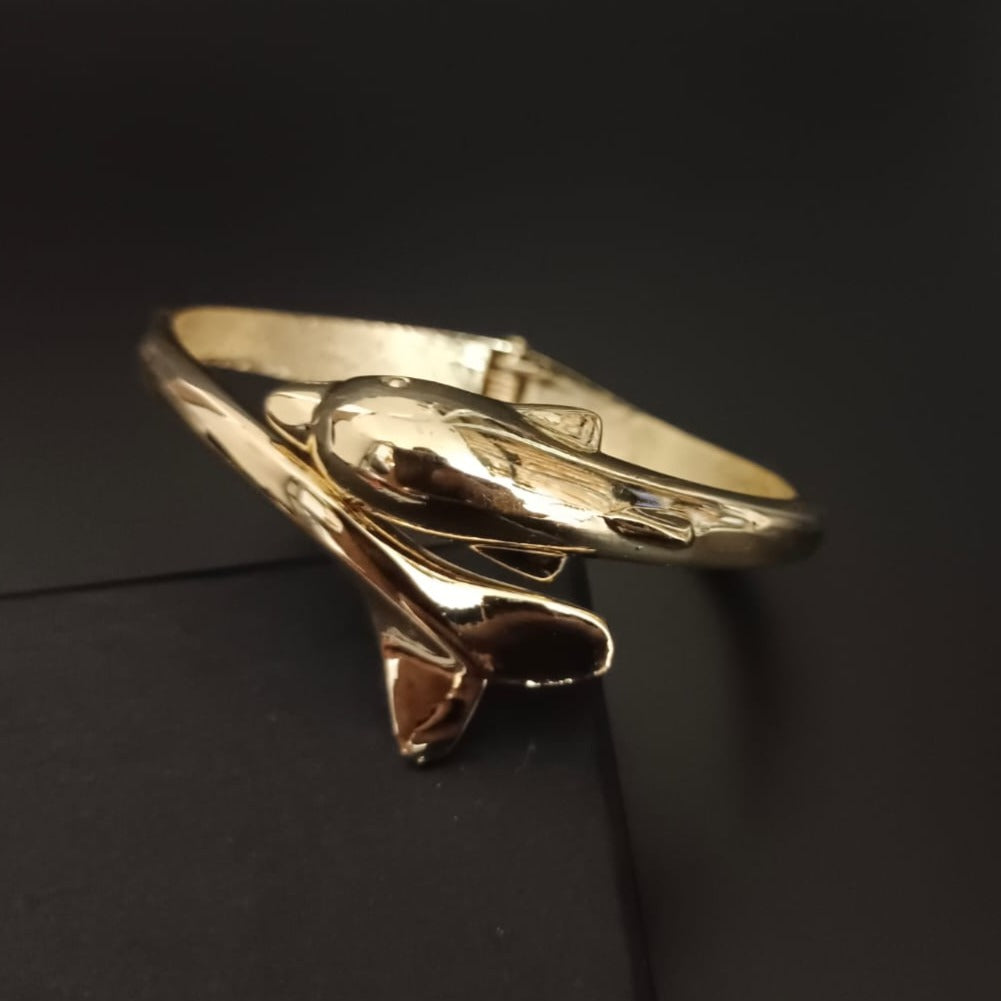 New Golden Dolphin Design Bracelet For Women and Girl