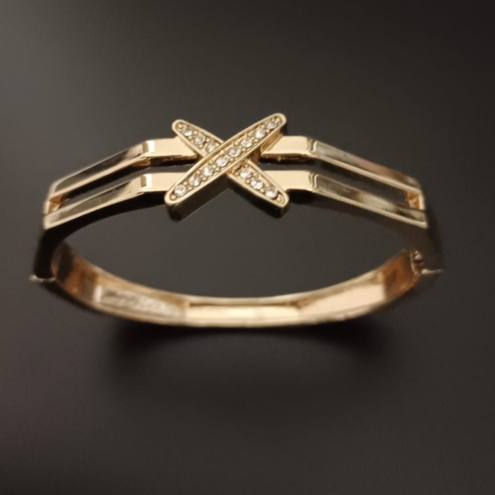 New Golden Polygon Style Design Diamond Bracelet For Women and Girl