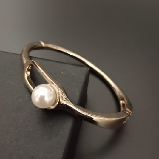 New Golden Pearl Design Kada Bracelet For Women and Girl