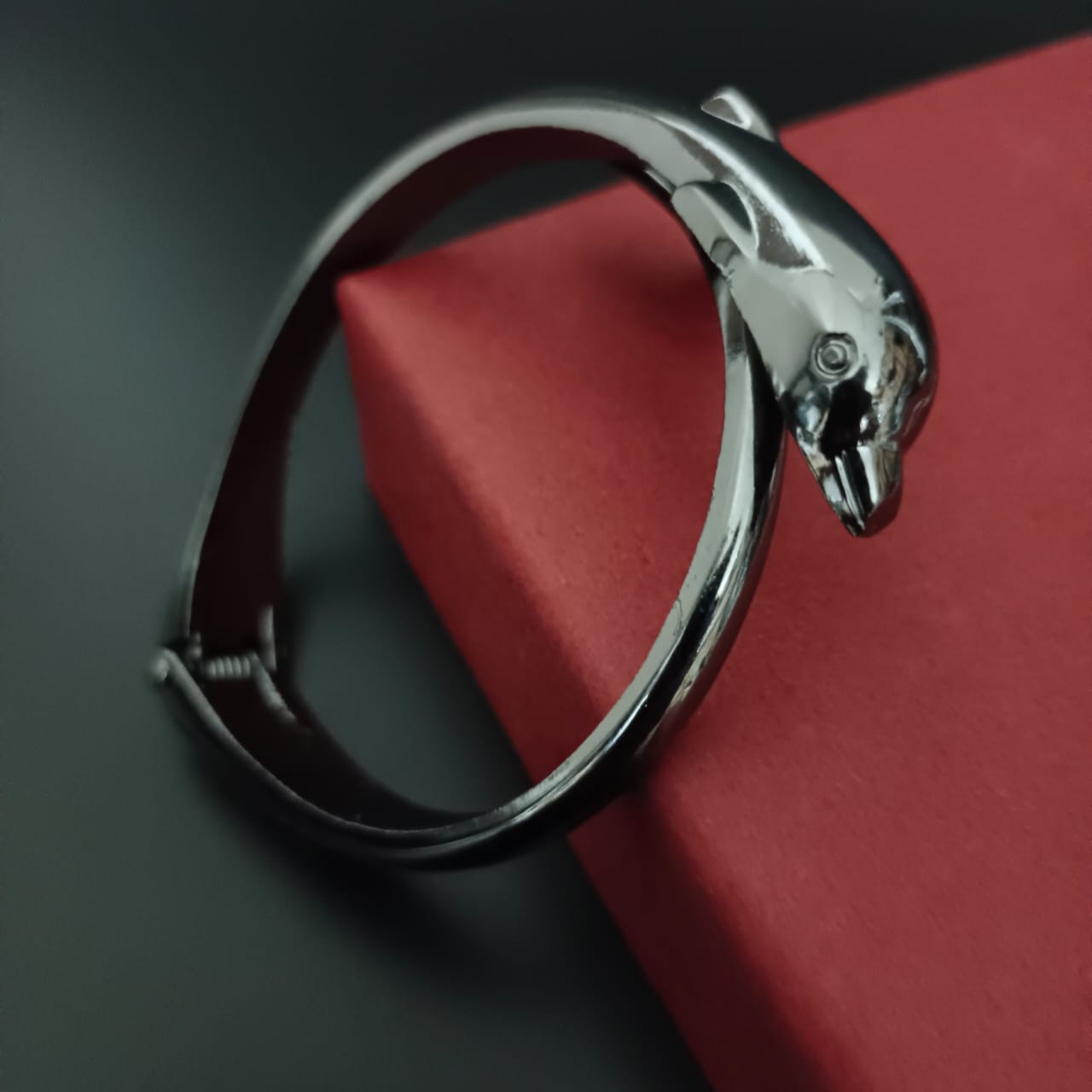 New Silver Dolphin Design Bracelet For Women and Girl-Sunglassesmart