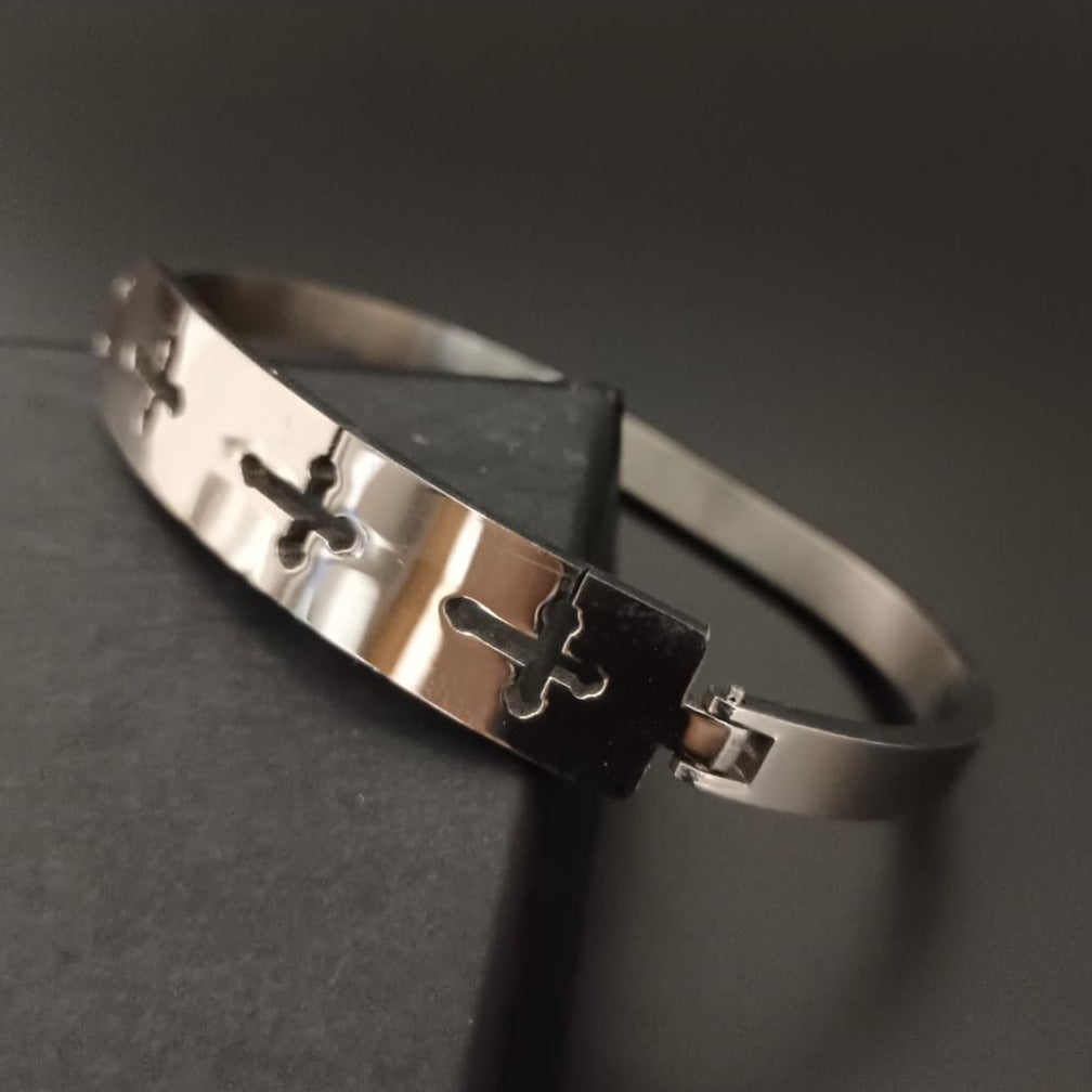 New Silver Cross Design Bracelet For Women