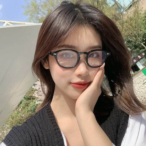 Fashion Oval Eyeglass Frame - SunglassesMart
