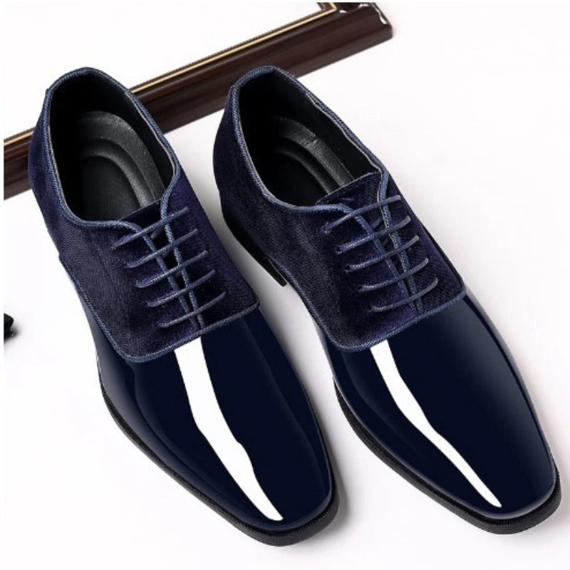 Anti Wrinkle Lace-up Suede Shoes