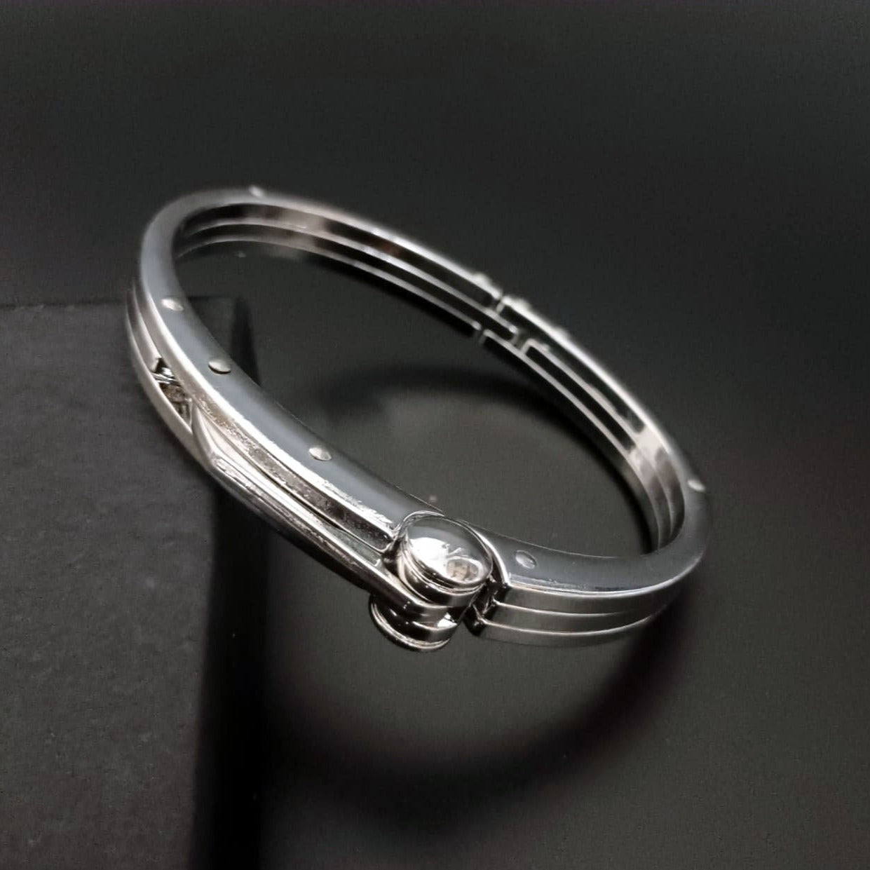 New Silver Handcuff Bracelet For Men